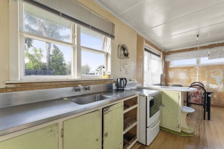Photo of property in 49 Links Avenue, Mount Maunganui, 3116