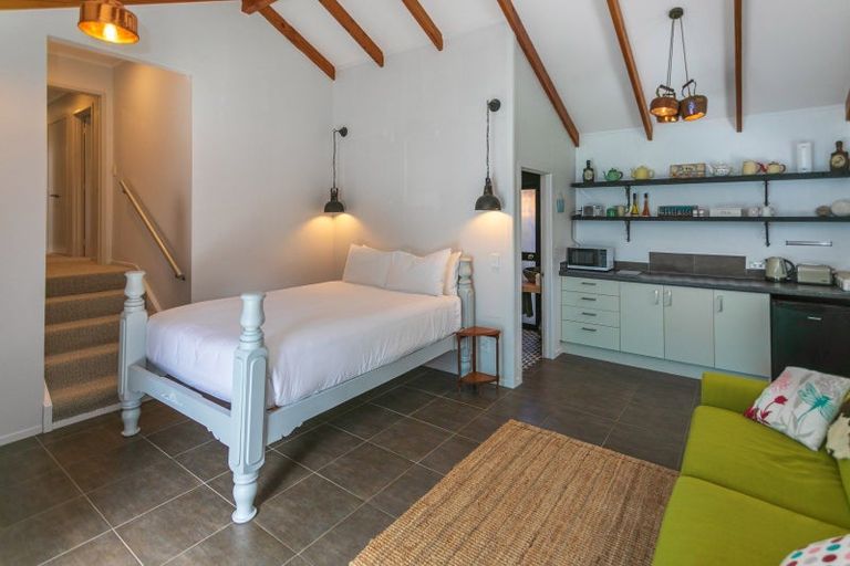 Photo of property in 5 Rewa Rewa Valley, Tairua, 3508