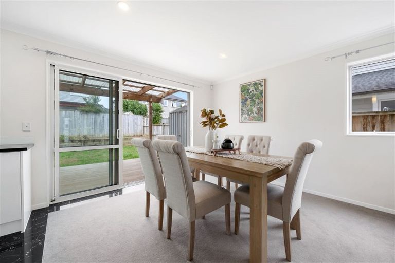 Photo of property in 56 Hughs Way, Flat Bush, Auckland, 2019