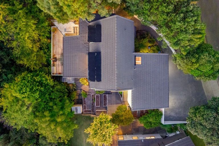 Photo of property in 24 Sailmaker Close, Whitby, Porirua, 5024