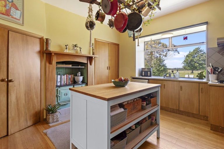 Photo of property in 189 Leithfield Road, Leithfield, Amberley, 7481