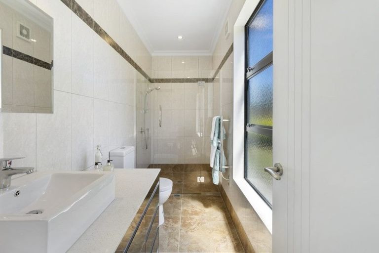 Photo of property in 76 Island View Drive, Gulf Harbour, Whangaparaoa, 0930