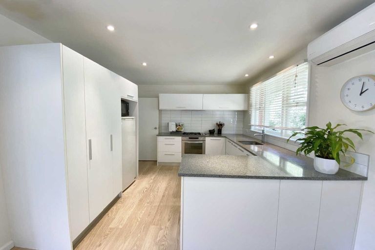 Photo of property in 17 Landsdowne Terrace, Cashmere, Christchurch, 8022