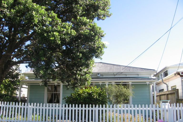 Photo of property in 71 Richmond Street, Petone, Lower Hutt, 5012