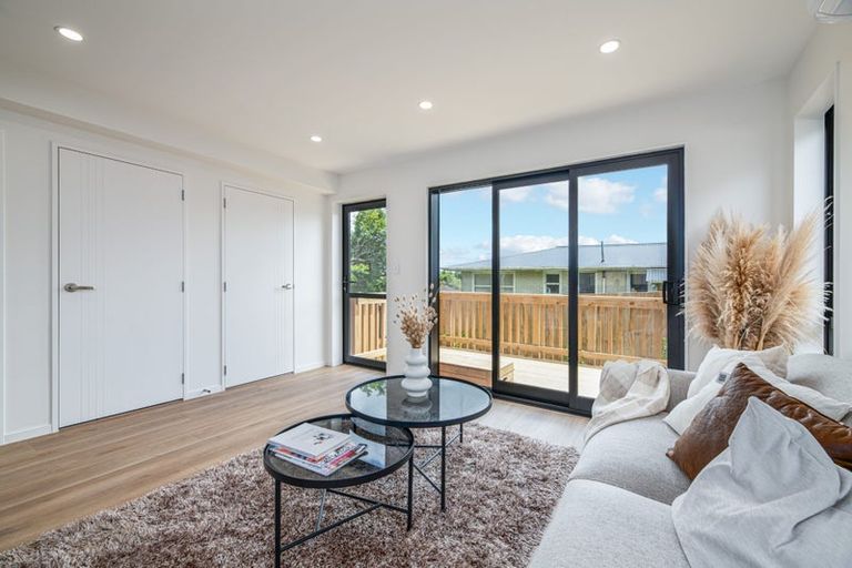 Photo of property in 36c Kaikoura Street, Henderson, Auckland, 0612