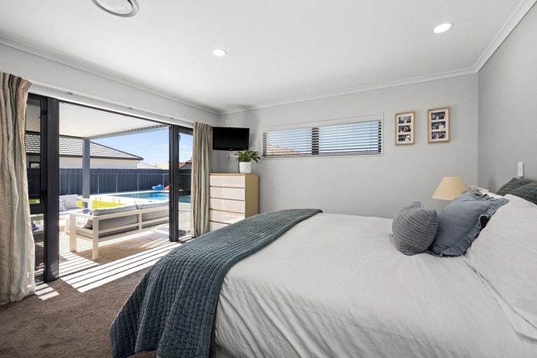 Photo of property in 9 Forbury Way, Taradale, Napier, 4112