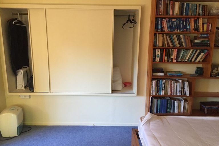 Photo of property in 7 Paturoa Road, Titirangi, Auckland, 0604