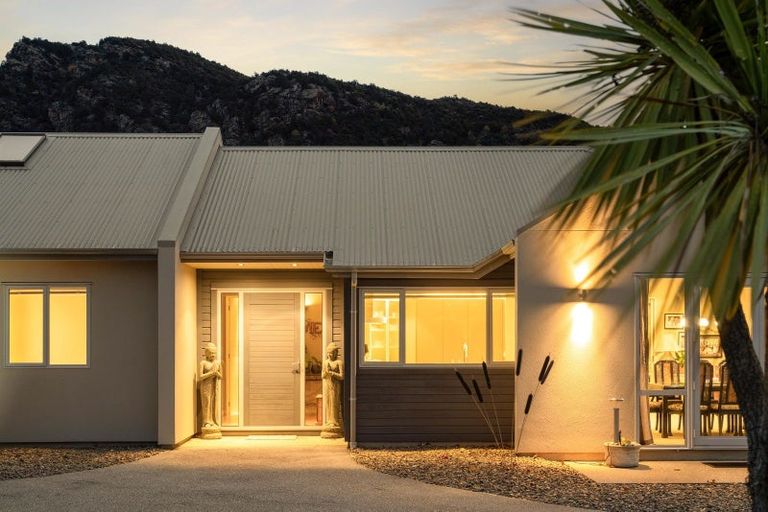 Photo of property in 1153 Aubrey Road, Albert Town, Wanaka, 9305