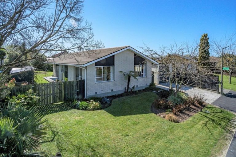 Photo of property in 79 Newnham Street, Rangiora, 7400