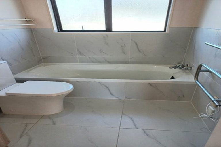 Photo of property in 1/157 Whitford Road, Somerville, Auckland, 2014