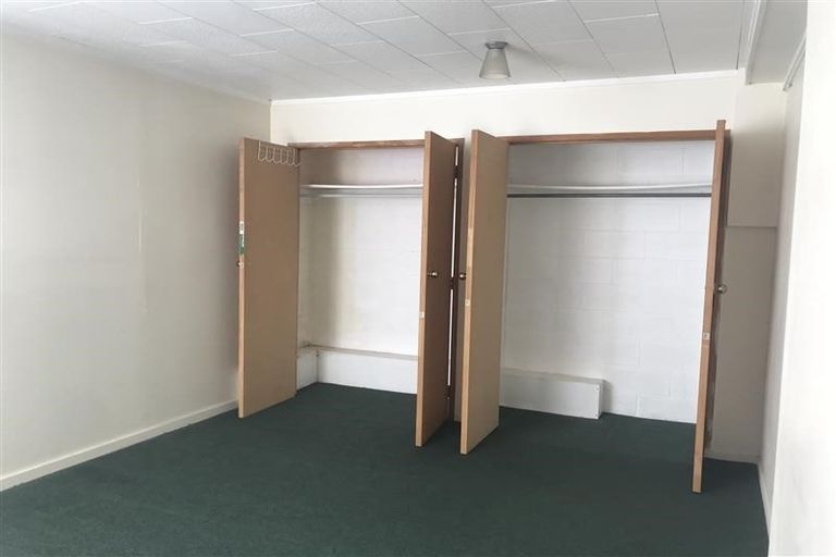 Photo of property in 63 Lawrence Crescent, Hillpark, Auckland, 2102