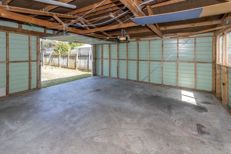 Photo of property in 9a Rodney Grove, Paraparaumu, 5032