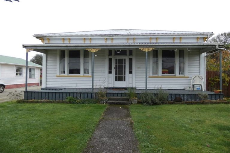 Photo of property in 129 Hall Street, Hokitika, 7810