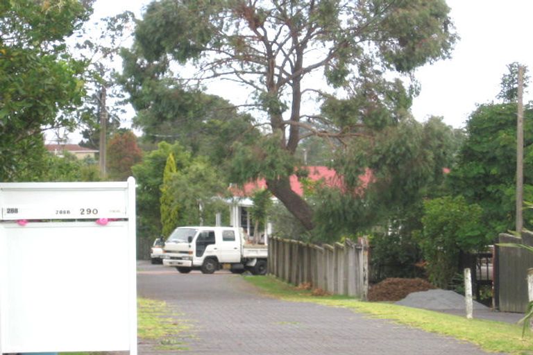 Photo of property in 3/288 Rangatira Road, Beach Haven, Auckland, 0626
