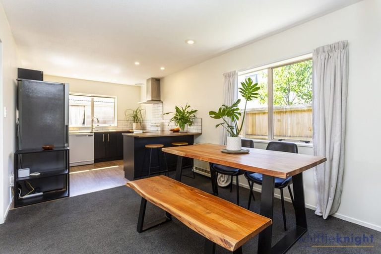 Photo of property in 2/196 England Street, Linwood, Christchurch, 8011