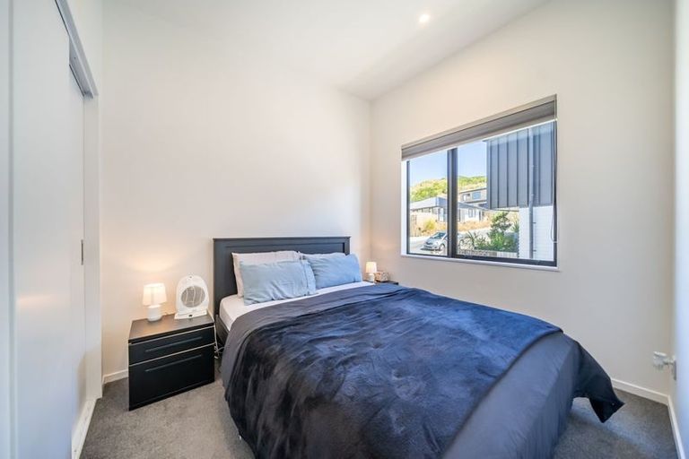 Photo of property in 62u1 Spenmoor Street, Newlands, Wellington, 6037