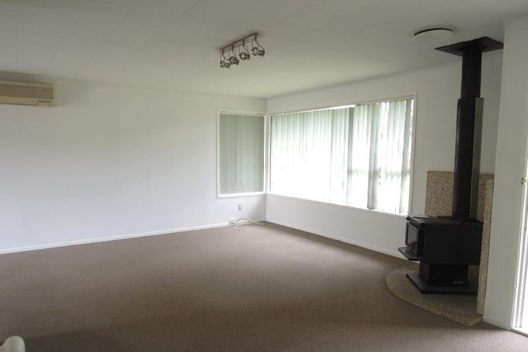 Photo of property in 1/45 Flaxdale Street, Birkdale, Auckland, 0626