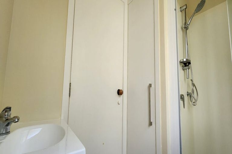 Photo of property in 38 Newhaven Terrace, Mairangi Bay, Auckland, 0630