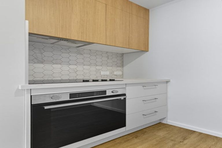 Photo of property in 1/128 London Street, Dunedin Central, Dunedin, 9016