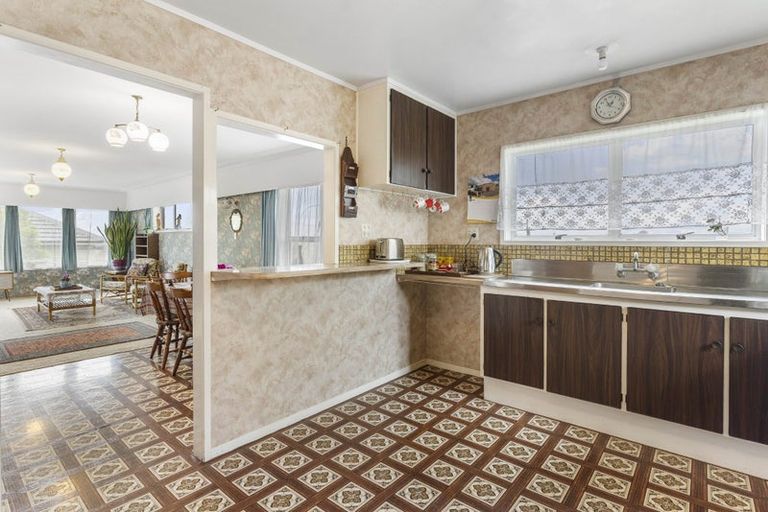 Photo of property in 195 Glamorgan Drive, Torbay, Auckland, 0630