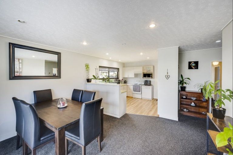 Photo of property in 213 Taradale Road, Pirimai, Napier, 4112