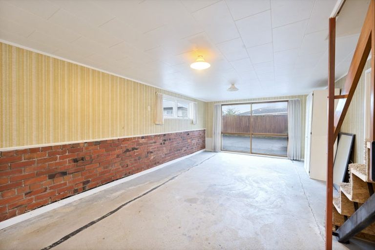 Photo of property in 175 Waimumu Road, Massey, Auckland, 0614