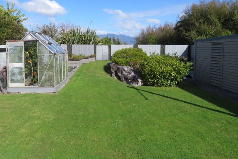 Photo of property in 16 Forbes Street, Westport, 7825