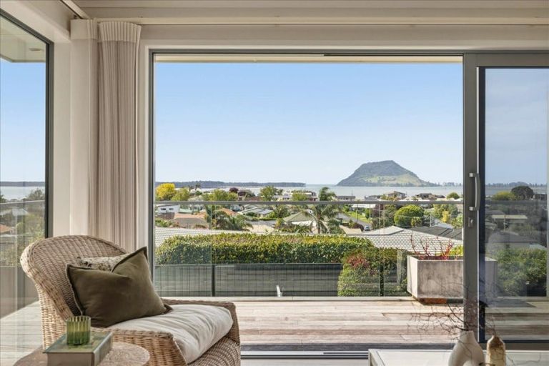 Photo of property in 13 Tirinui Crest Road, Otumoetai, Tauranga, 3110