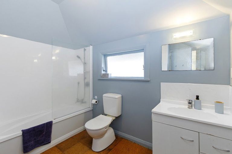 Photo of property in 49 Upper Watt Street, Wadestown, Wellington, 6012