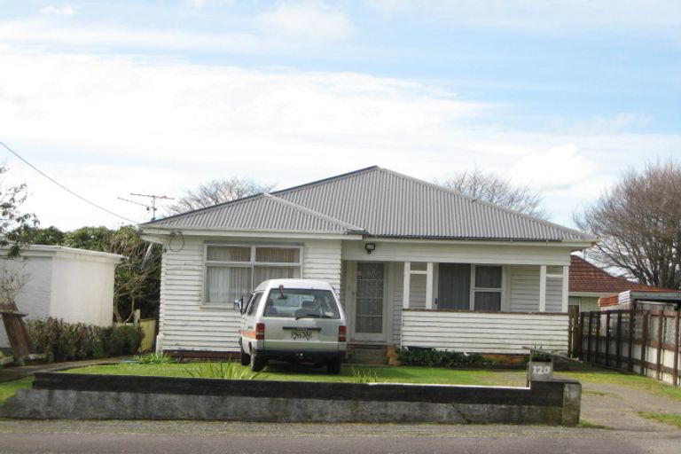 Photo of property in 120 Miranda Street, Stratford, 4332