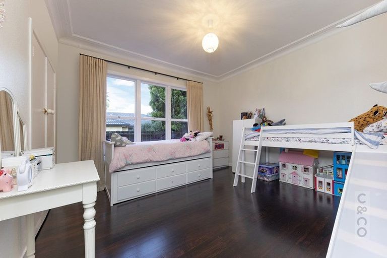 Photo of property in 11 Elliot Street, Riverhead, 0820