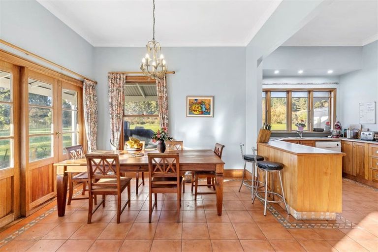 Photo of property in 20 Neudorf Road, Upper Moutere, 7175