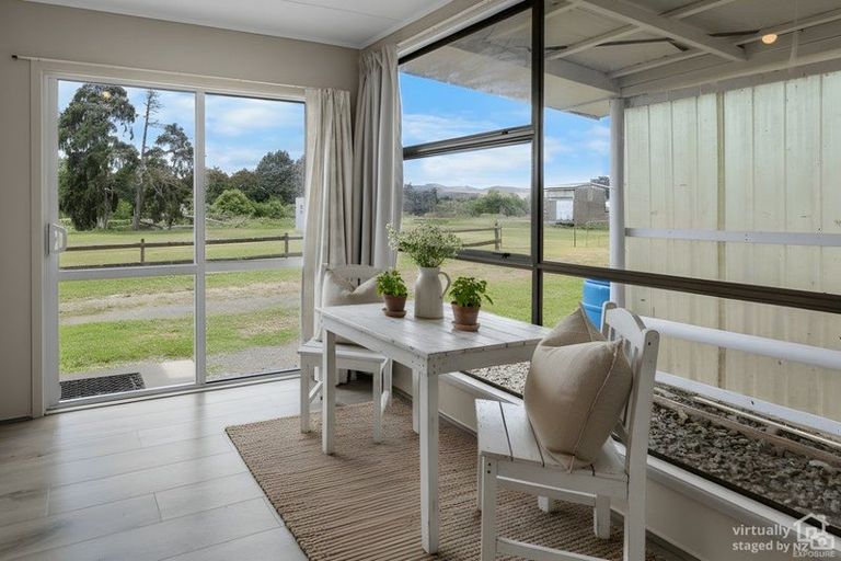 Photo of property in 524 Burtt Road, Runciman, Drury, 2578