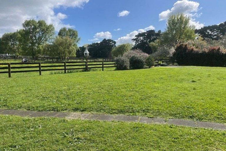 Photo of property in 348 Airfield Road, Ardmore, Papakura, 2582