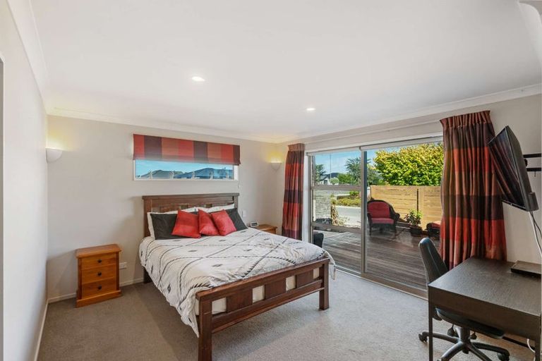 Photo of property in 2 Sincock Place, Kaiapoi, 7630