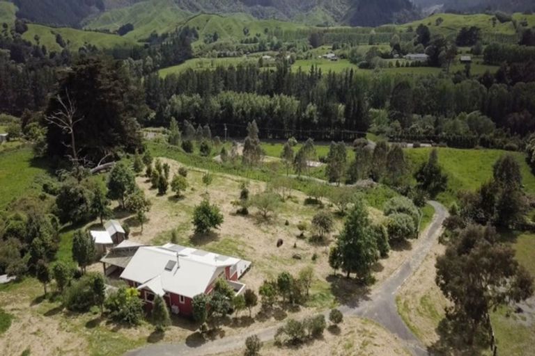 Photo of property in 236 Ngatiawa Road, Reikorangi, Waikanae, 5391