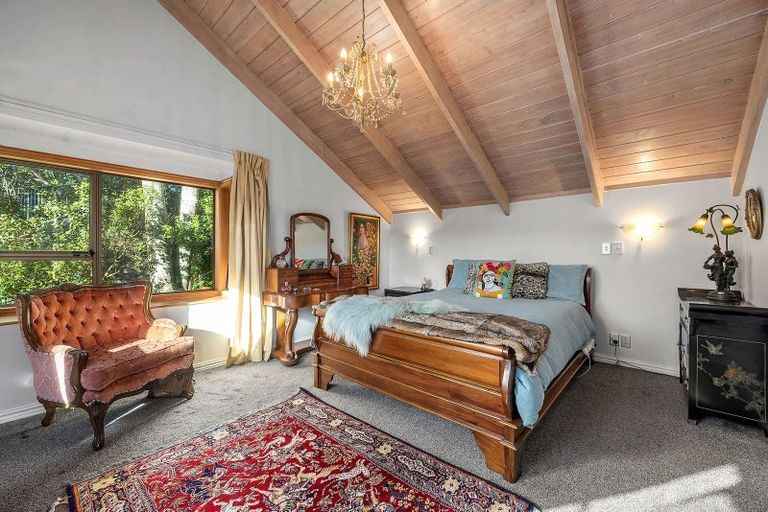 Photo of property in 14 Hebe Place, Birkenhead, Auckland, 0626