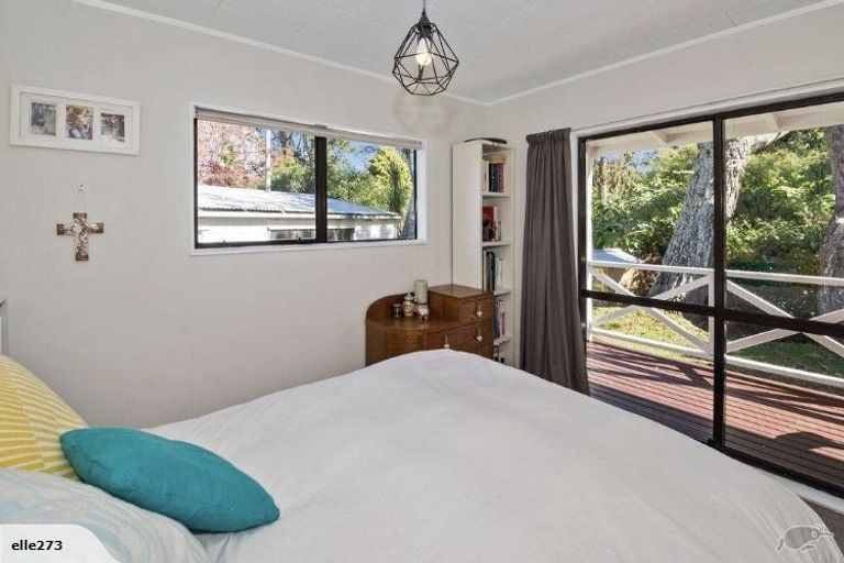 Photo of property in 84b Kaurilands Road, Titirangi, Auckland, 0604