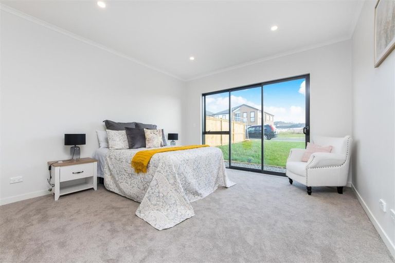 Photo of property in 45 Drumconnell Drive, Flat Bush, Auckland, 2019