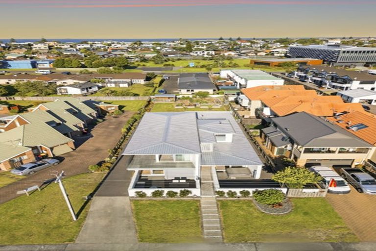 Photo of property in 31 Tawa Street, Mount Maunganui, 3116