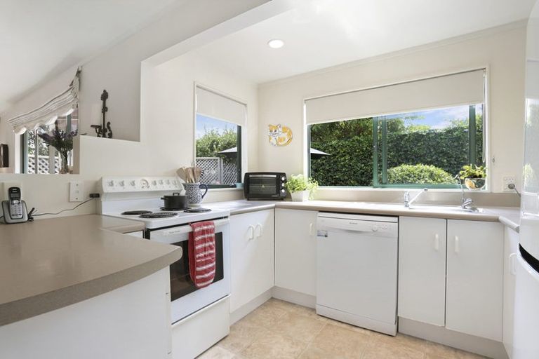 Photo of property in 6/17 Brandon Road, Manly, Whangaparaoa, 0930
