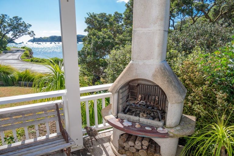 Photo of property in 1 Richmond Road, Mangonui, 0420