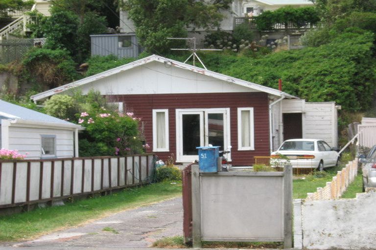 Photo of property in 51 The Parade, Island Bay, Wellington, 6023
