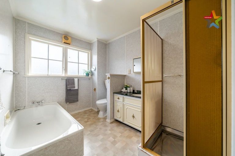 Photo of property in 23 Saint Columbans Grove, Boulcott, Lower Hutt, 5010