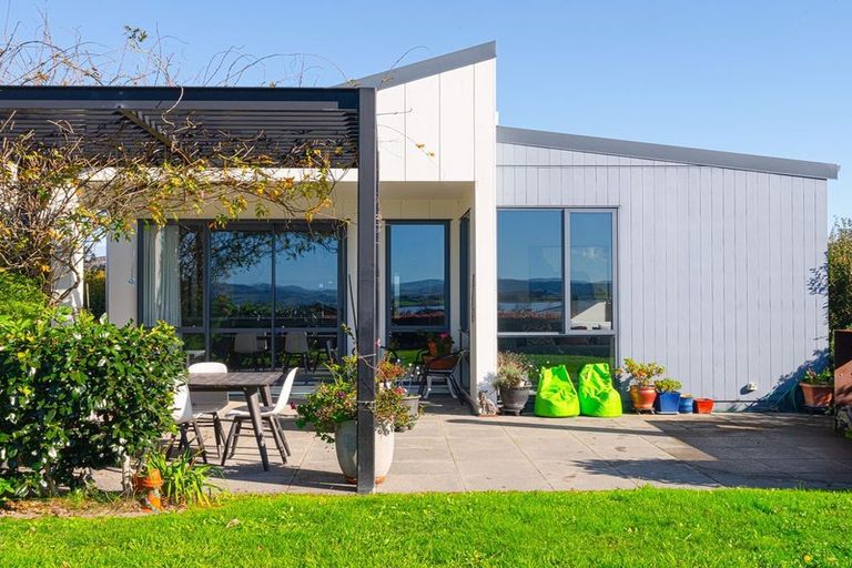 Photo of property in 14 Crake Street, Te Kauwhata, 3710