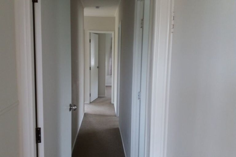Photo of property in 53 Glendene Avenue, Glendene, Auckland, 0602