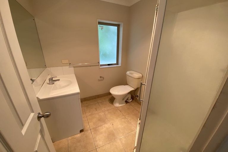 Photo of property in 17a Valley Road, Waiuku, 2123