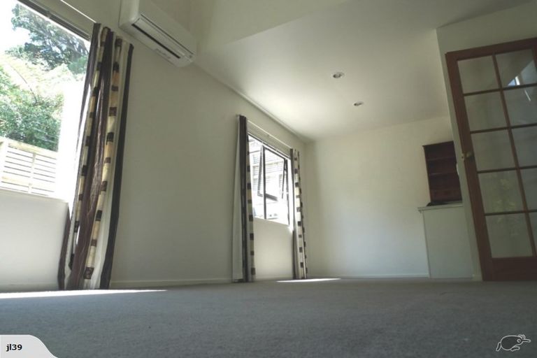 Photo of property in 53u4 Liardet Street, Vogeltown, Wellington, 6021