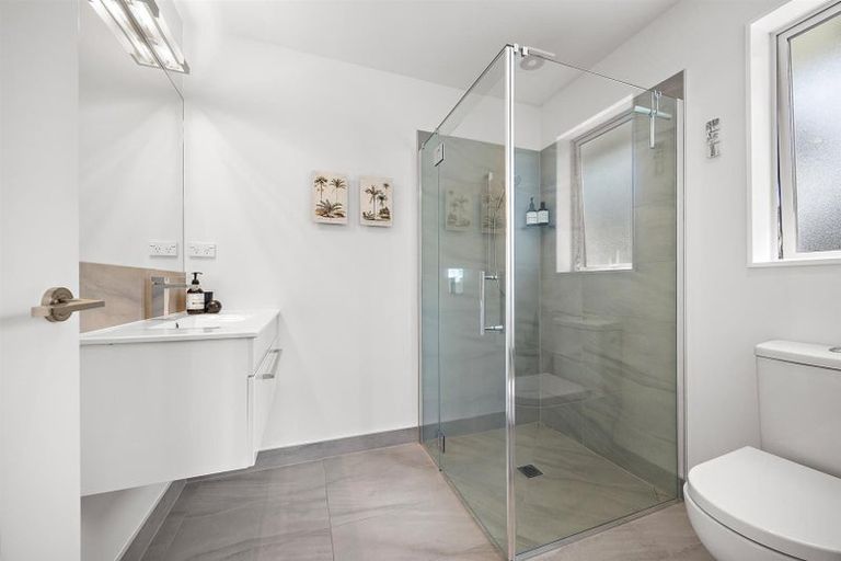 Photo of property in 25 Crabb Fields Lane, Riverhead, 0820