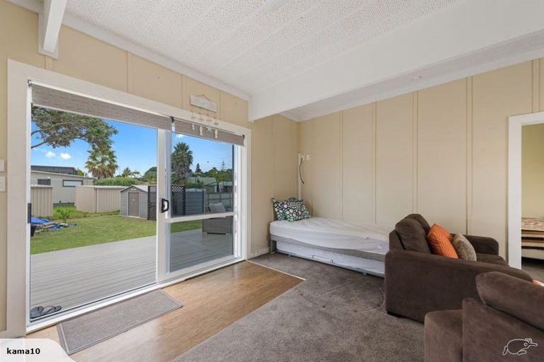 Photo of property in 588 Waterways Parade, Pauanui, Hikuai, 3579